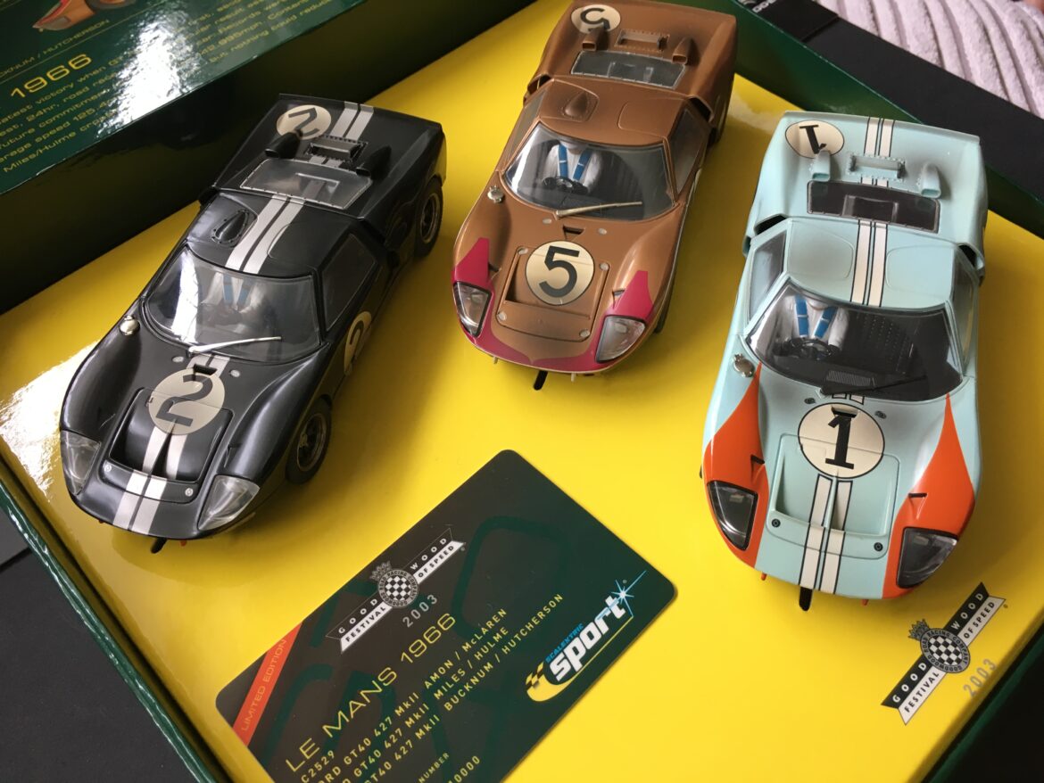 C2529A Scalextric Limited Edition Le Mans 1966 Ford GT40 Triple